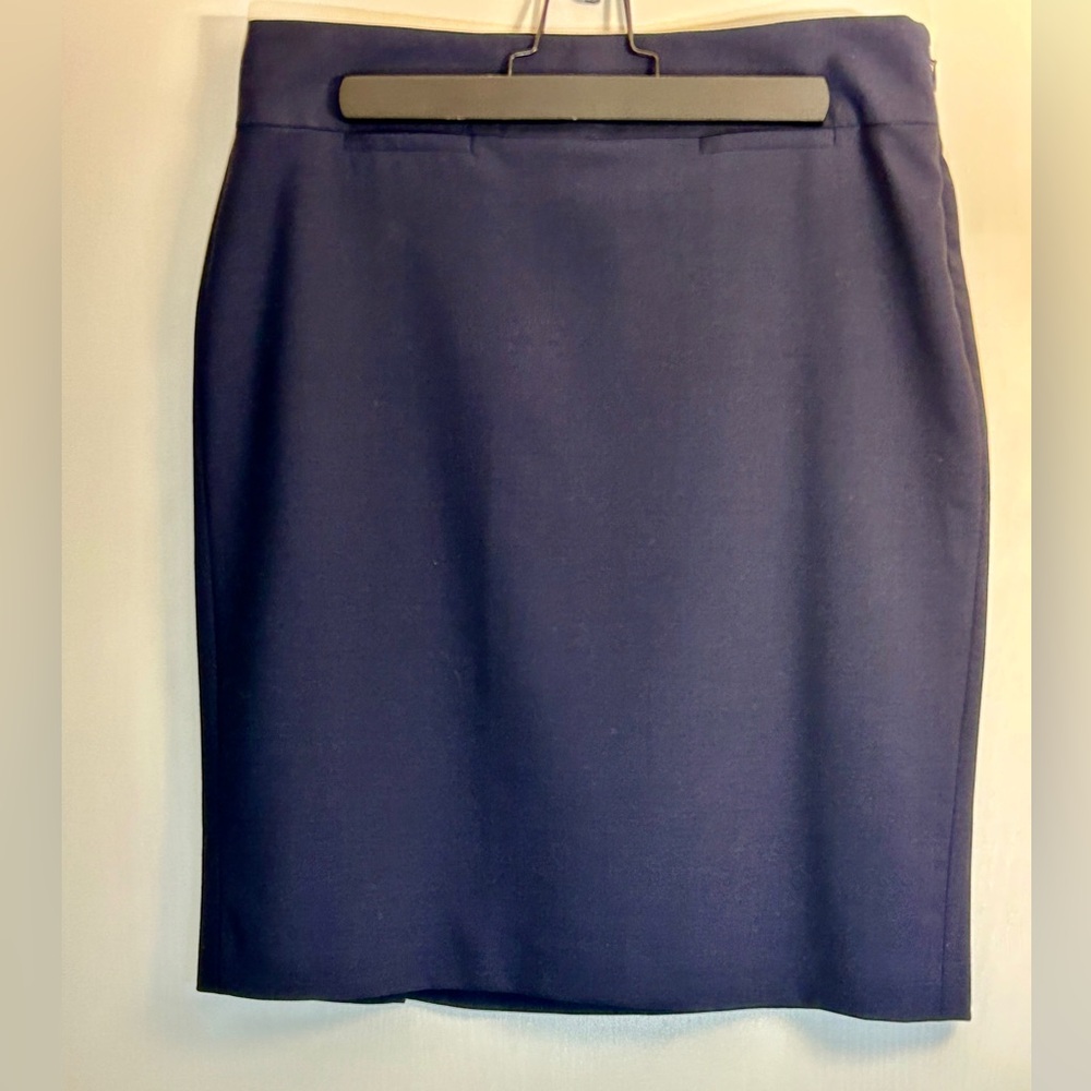 Banana Republic Navy Blue Pencil Skirt - EUC